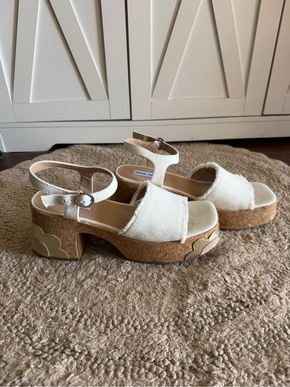 Steve Madden Daysee Frayed Denim Platform Sandals - Picture 2 of 8